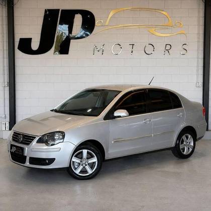 VOLKSWAGEN POLO SEDAN 2.0 MI COMFORTLINE 8V FLEX 4P MANUAL